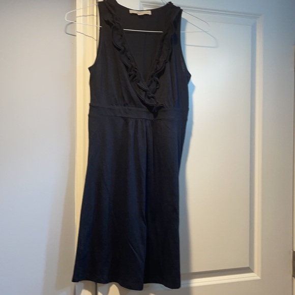 LOFT Dresses & Skirts - NWOT LOFT navy sleeveless V neck dress in size XXSP